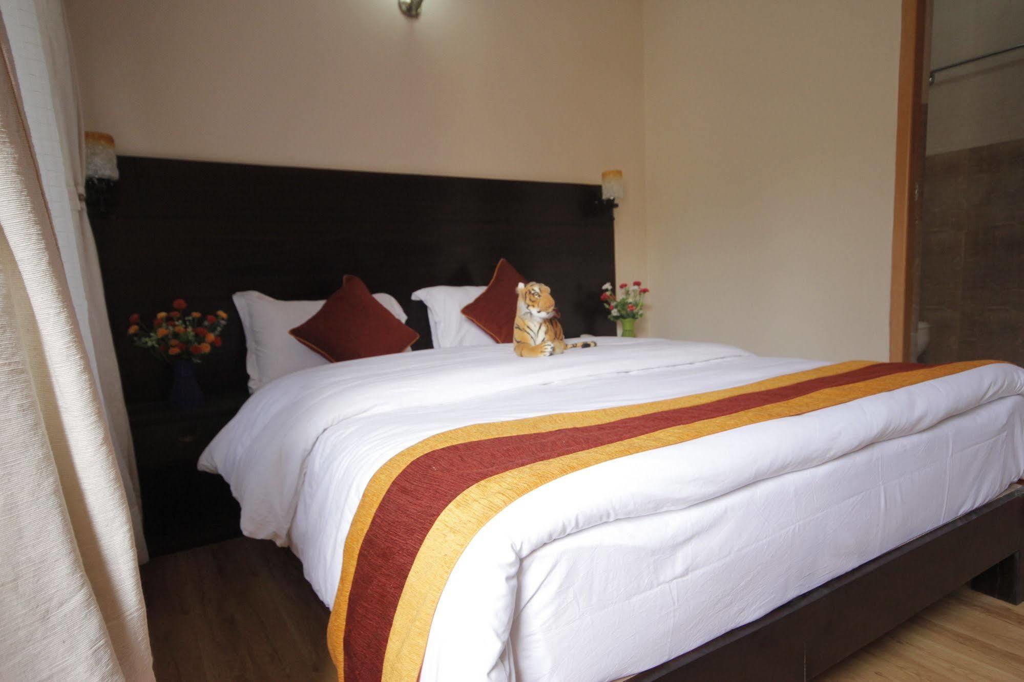 Kathmandu Sunny Hotel Ngoại thất bức ảnh